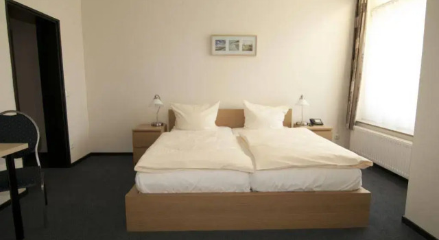 Airport Hotel Jägerhof Weeze, Reserva ahora Hotel Weeze Rin inferior
