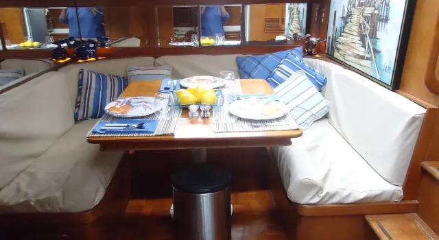 我们的游艇酒店(Our Yacht)