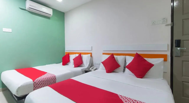 OYO 90296 Red Orange Hotel Port Klang