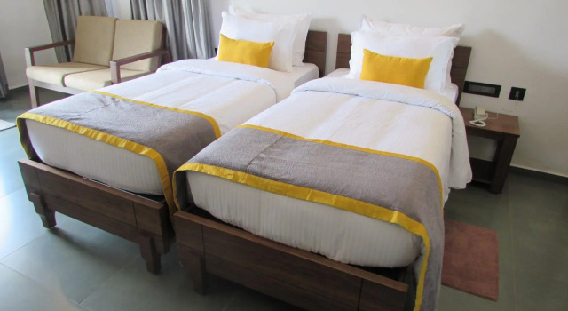 Falcon Crest, Prenota Hotel Hotel economici a Vagamon