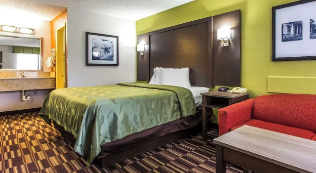 Двухместный номер Standard с балконом Quality Inn Albemarle