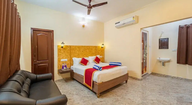 De Jardin Resort Pondicherry with Swimming Pool, Забронировать Курортный отель Отели штата Тамилнада с бассейном, Бассейн