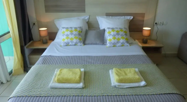 Studios Titine et Citronnade, Rezerwuj Hotel Le Gosier Grande-Terre