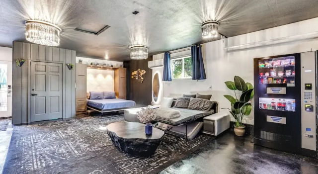 Boise Home w/ Hot Tub, Yard ~ 5 Mi to Dtwn!