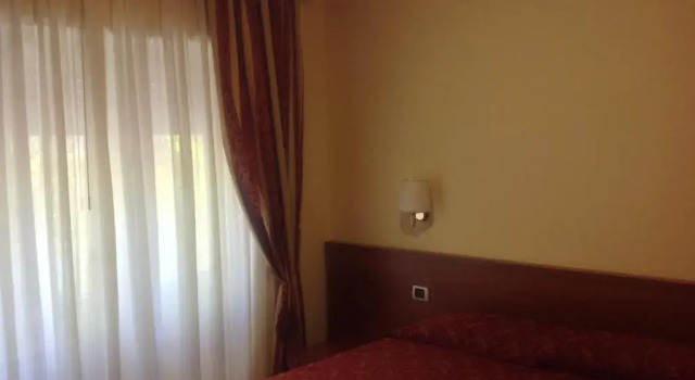 Guglielmo Marconi House, Book Hotel Portuense Rom