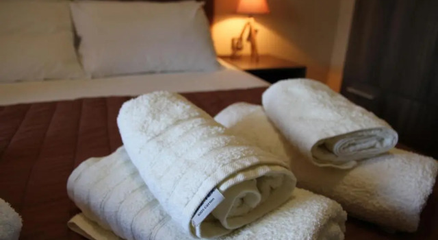 Tavani Villas, Book Hotel  