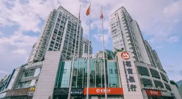 Grand Pavilion Hotel Taizhou (Huangyan Jiali Sunshine Square)