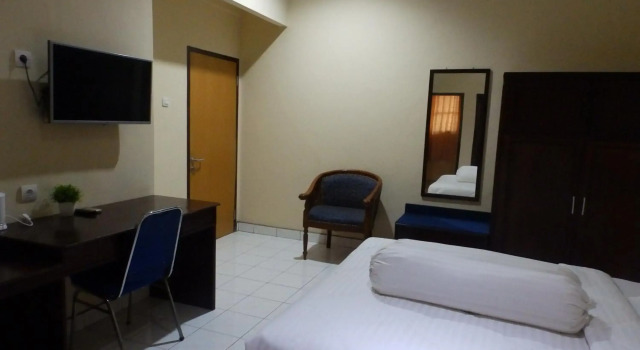 Bahari Family Hotel, Prenota Hotel Bitung North Sulawesi
