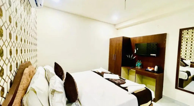 Hotel Eagle Grand Airport Zone, Rezerwuj Hotel Shamshabad 