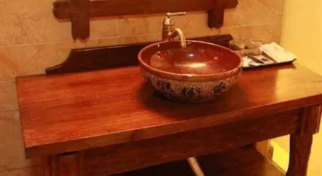 Xishuangbanna Fengweizhu Inn, Забронировать Отель Отели Сишуанбаньна 4 звезды, 4*