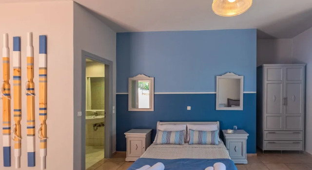 Трёхместный номер Deluxe с видом на сад Pelagos Apartments