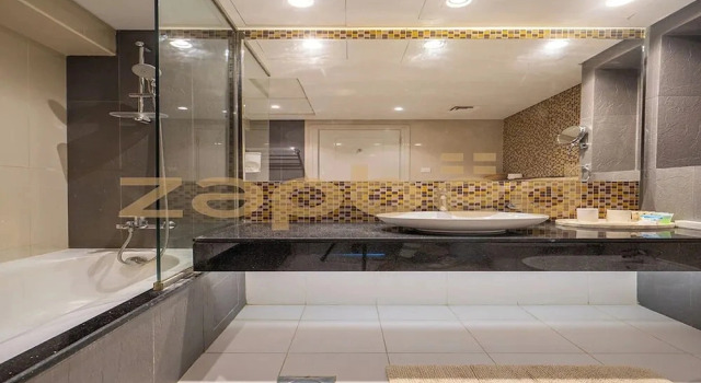 Stylish 1BR-Upper Crest Near Dubai Mall