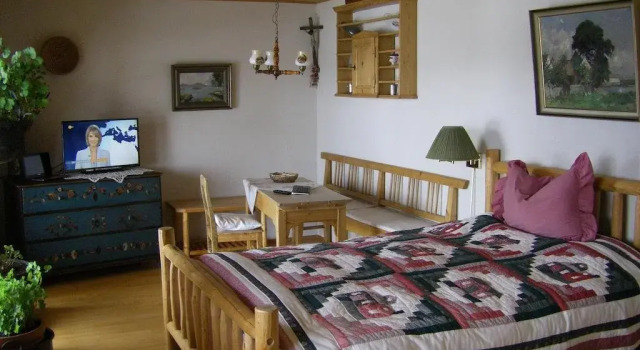 Cozy Guesthouse, Buchen Sie Hotel Forest Grove 