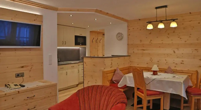 Апартаменты Цокольный этаж Gästehaus - Apart Braito