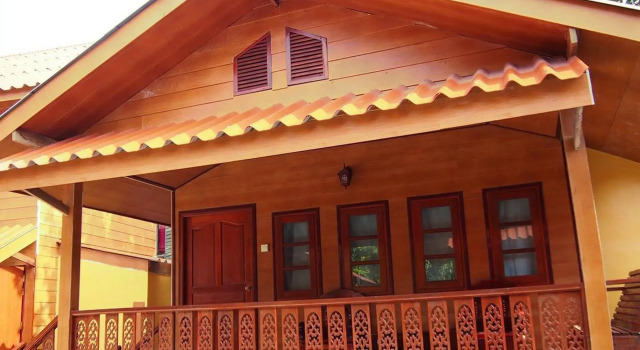 Coco Beach Bungalows