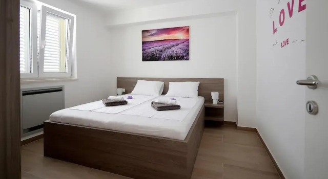 Stunning Apartment in Krk With Wifi and 1 Bedrooms, Забронировать Апартаменты/квартира Отели Крка с парковкой, рядом с Krk Harbour, Парковка
