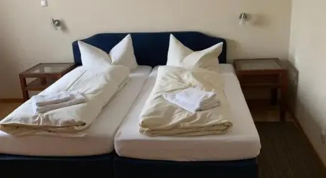 Pension Charlotte, Prenota Hotel Vaterstetten 