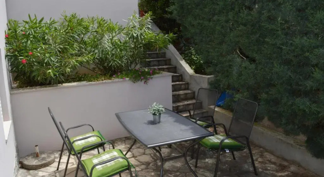 Apartment King, Prenota Appartamento Hotel a Isole Quarnerine con parcheggio, Parcheggio