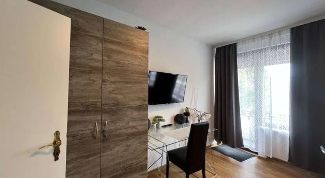 Riverside Retreat in Koblenz, Забронировать Апартаменты/квартира Отели Кобленца с парковкой, рядом с Фонтан «Колонна истории», Парковка