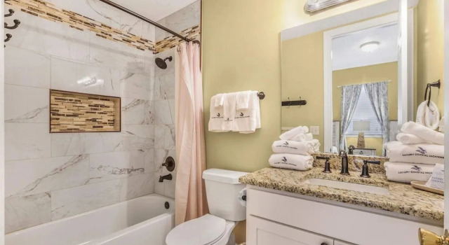 Коттедж Regency Isle 710 Gulf Front 2 BD 2 Bath Condo With Stunning Views