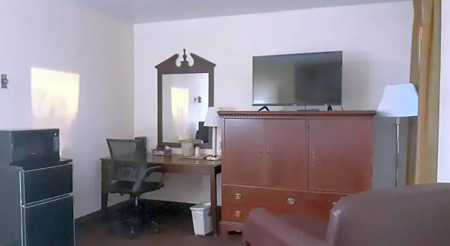 Номер Standard The Mclure Hotel & Conference Center