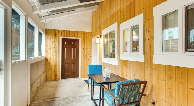 Апартаменты 3 Mi to Puget Sound: Lakefront Gem w/ Patio!