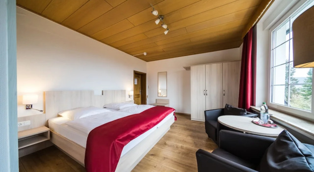 Двухместный номер Comfort с балконом Parkhotel Pyrmont