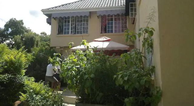 Bulawayo Continental Hotel, Забронировать Отель Булавайо Зимбабве