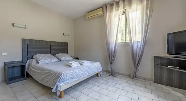 Номер Comfort Hôtel du Rocher