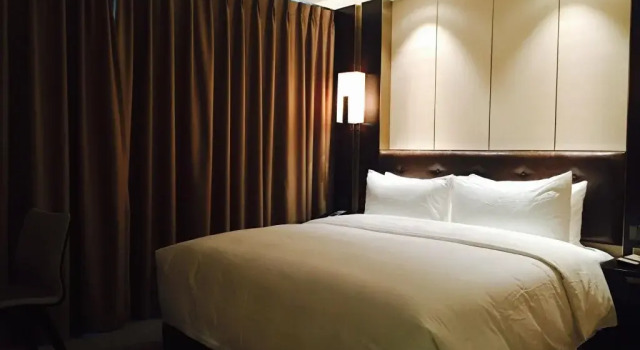Imperial Dragon Bay Purejoy Hotel, Buchen Sie Hotel Qingxiu Nanning