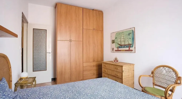 Amazing Apartment in Rapallo With 1 Bedrooms and Wifi, Забронировать Апартаменты/квартира Отели Итальянской Ривьеры с парковкой, Парковка