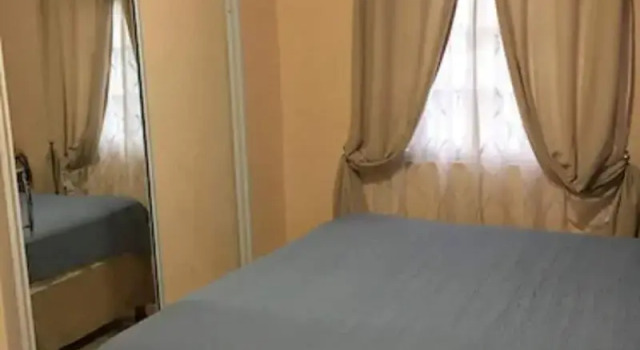 Sunset Inn Hotel, Prenota Hotel Kingston Giamaica