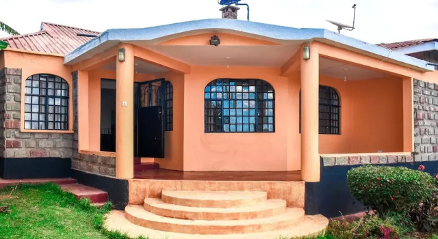 Aztuni Home Kitale, Book Hotel Hotels in Kitale with Parking, Parking