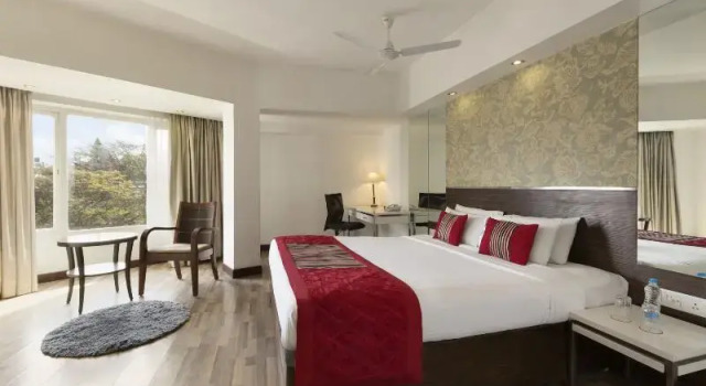 Одноместный клубный номер Deluxe Regenta Place Bangalore, Cunningham Road