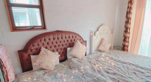 Коттедж с 2 комнатами с балконом 猫とピアノと星空のリゾートブティックコテージ -Starry Forest Cottage Okinawa