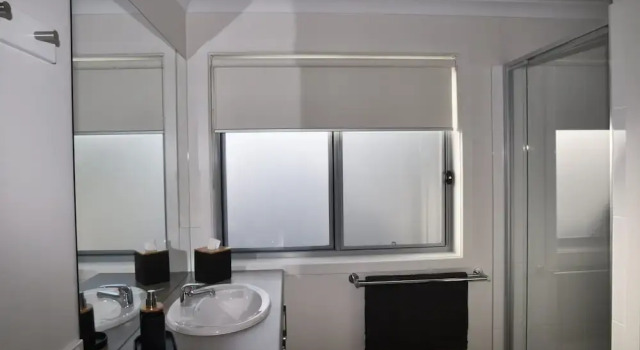 Markeish Retreat - Inlet Side - Free Wifi, Book Hotel Inverloch 
