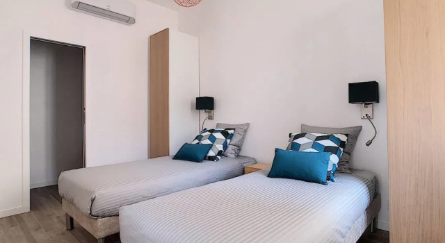 Superb Apart 6 People in the Heart of Cannes T32
