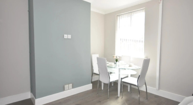 Townhouse @ 32 Penkhull New Road Stoke, Rezervasyon Misafirhane Merseyside ucuz oteller