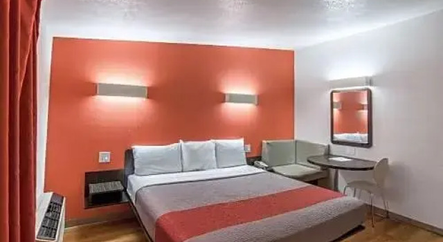 Двухместный номер Standard с балконом Motel 6 Tucson Airport