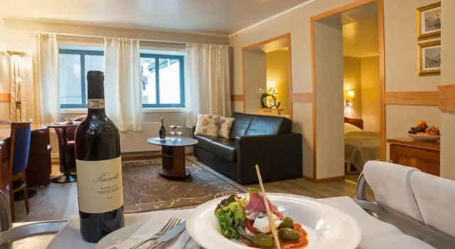 Люкс Tinos Hotel