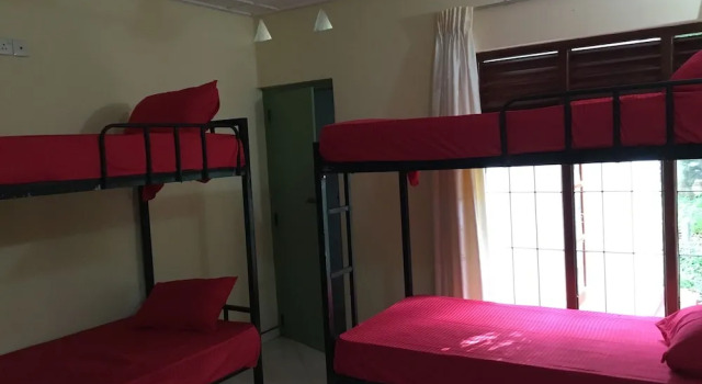 Кровать в общем номере Benjohostel