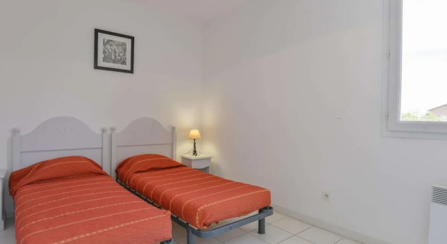 Provence Villa for 8 With Private Pool, Забронировать Вилла Виллы Овернь-Рона-Альпы, Вилла