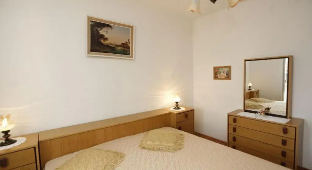 Apartment Senija - 150m from beach