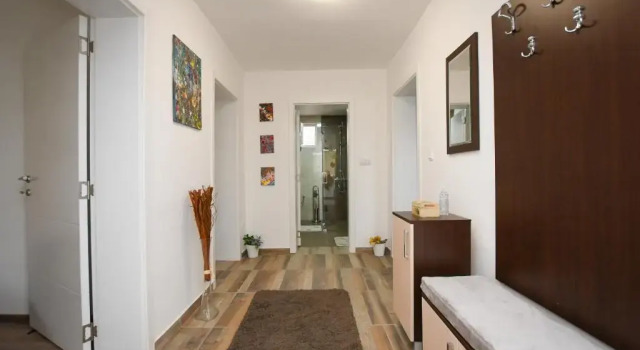 Oasis House, Buchen Sie Hotel Kladovo 