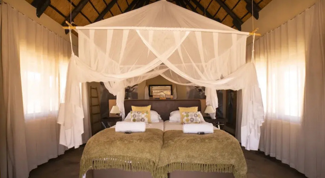 Sandfontein Lodge & Nature Reserve, Book Hotel Sandfontein Namibia