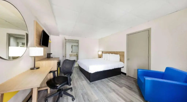 Номер Standard Days Inn by Wyndham Fredericksburg North