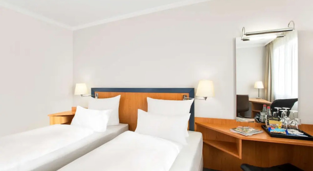 Номер Family NH Frankfurt Airport West