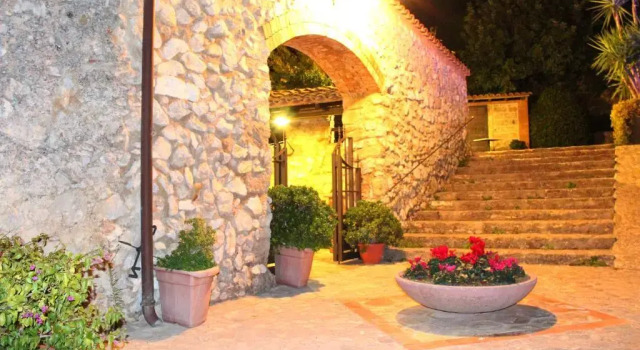 Вилла Casale Maddalena