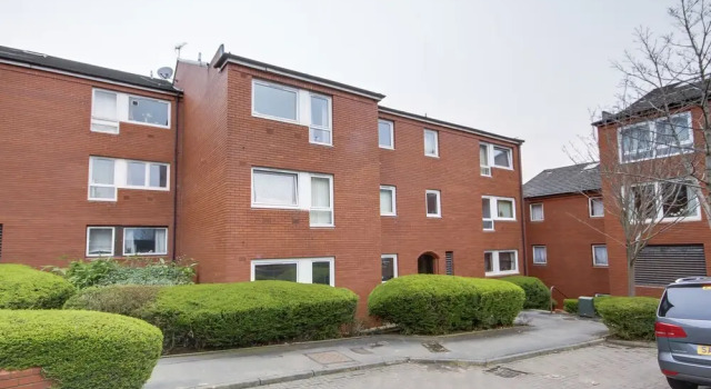 Azura - Donnini Apartments, Забронировать Апартаменты/квартира Отели Glasgow & The Clyde Valley с парковкой, Парковка