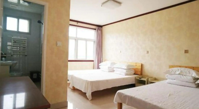 Wang Yunyan Folk Inn, Book Hotel Hoteller i Beijing Province med parkering, Parkering